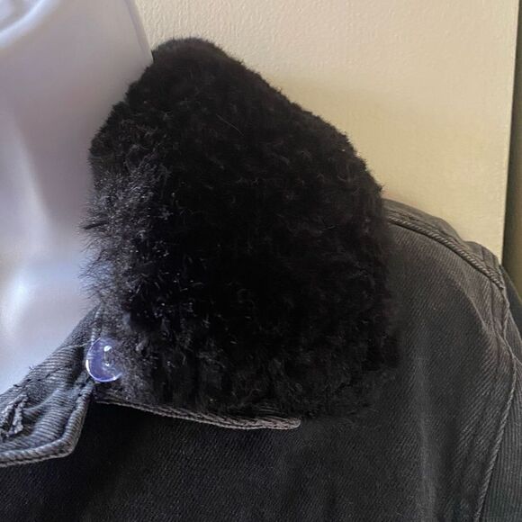 Black/grey  denim jacket with removable faux fur collar sz M - Picture 5 of 16